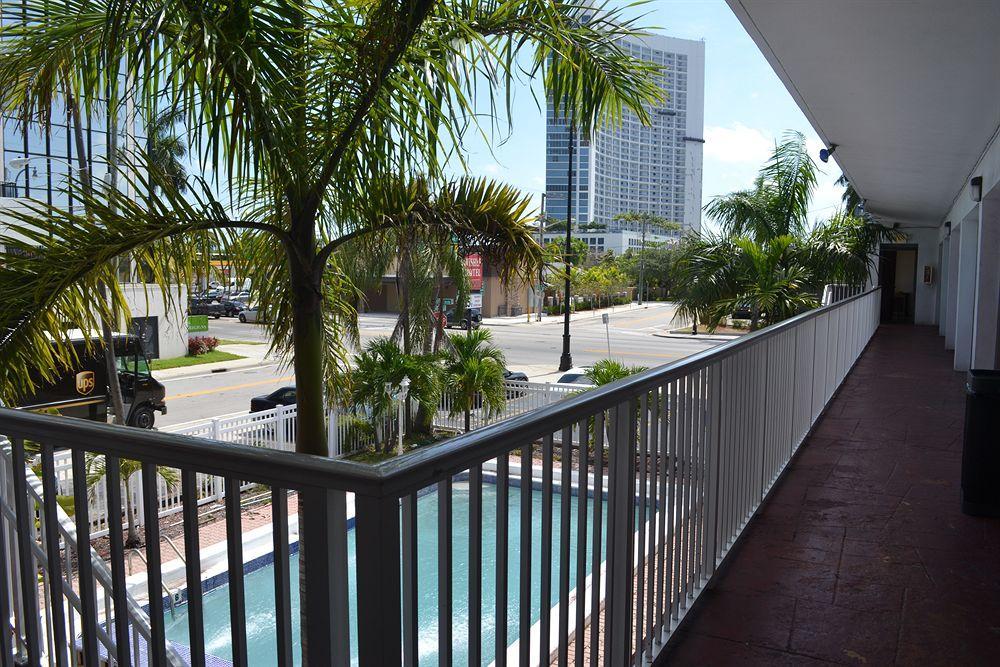 Мотель Up Midtown Майами Экстерьер фото